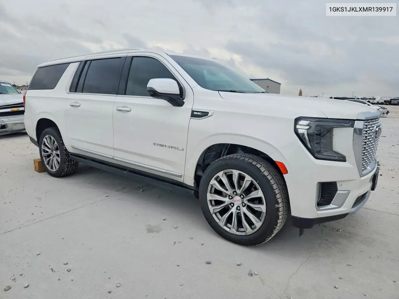 2021 GMC Yukon Xl Denali VIN: 1GKS1JKLXMR139917 Lot: 60851766