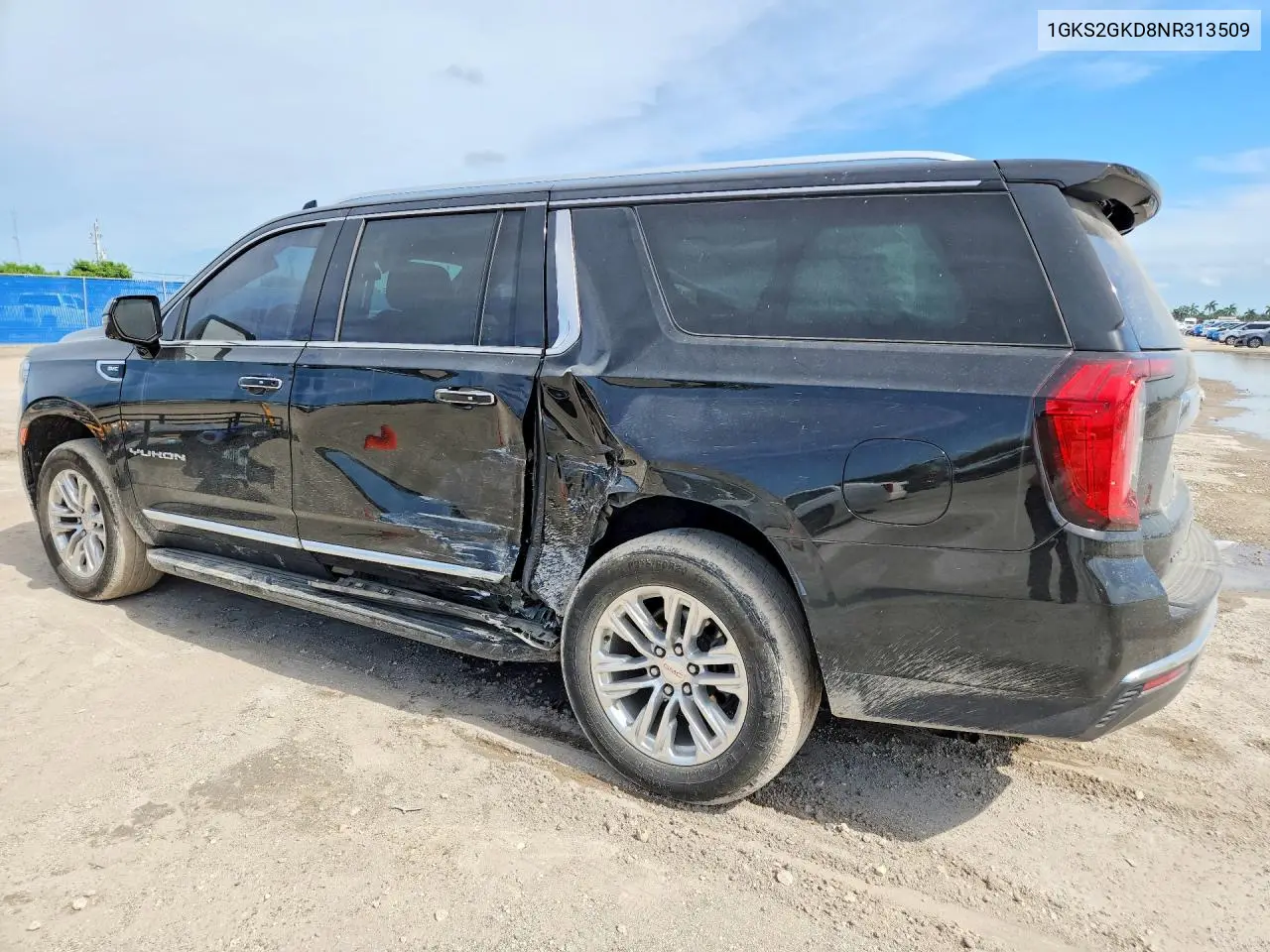 2022 GMC Yukon Xl K1500 Slt VIN: 1GKS2GKD8NR313509 Lot: 58437716