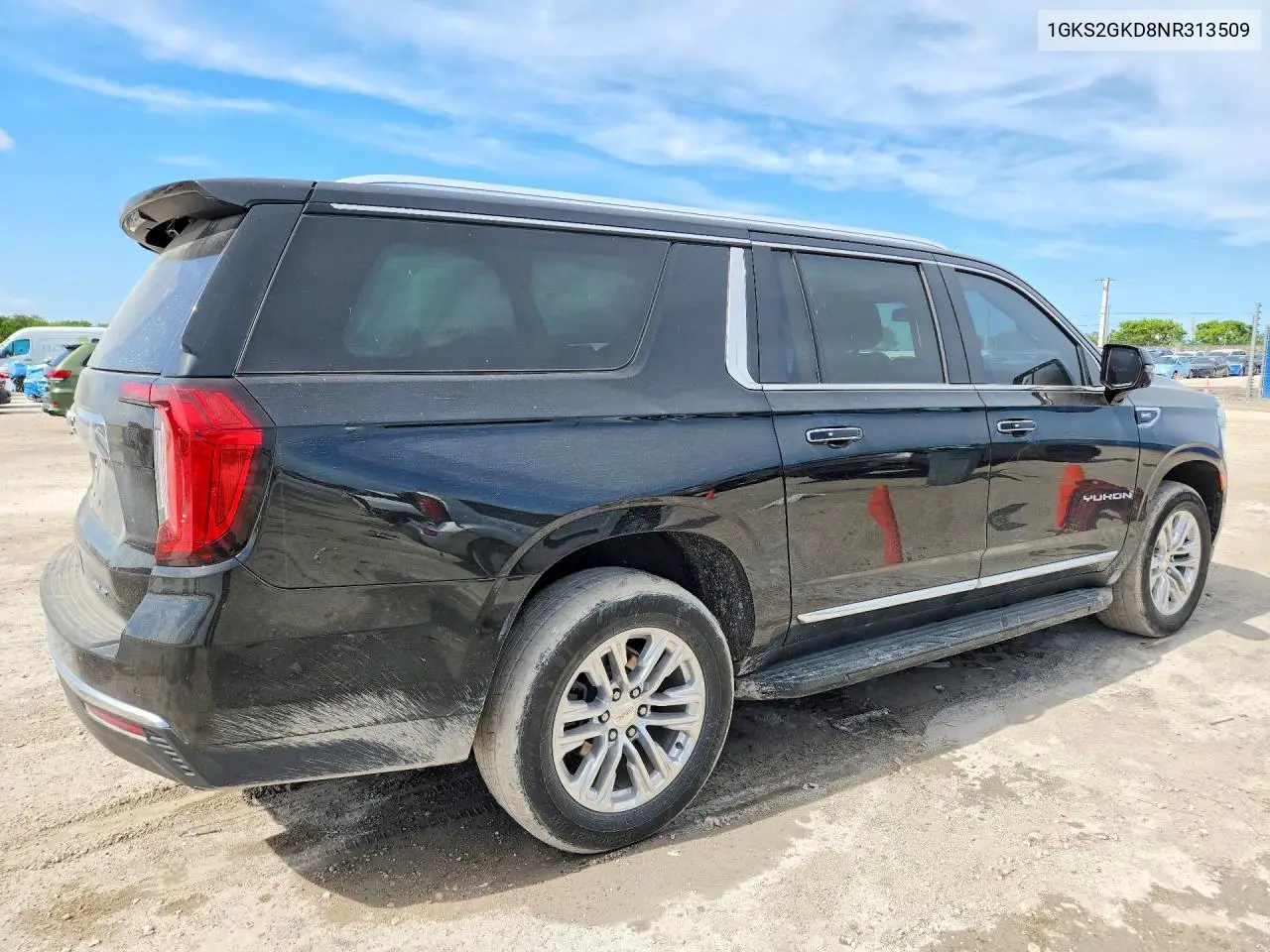 2022 GMC Yukon Xl K1500 Slt VIN: 1GKS2GKD8NR313509 Lot: 58437716