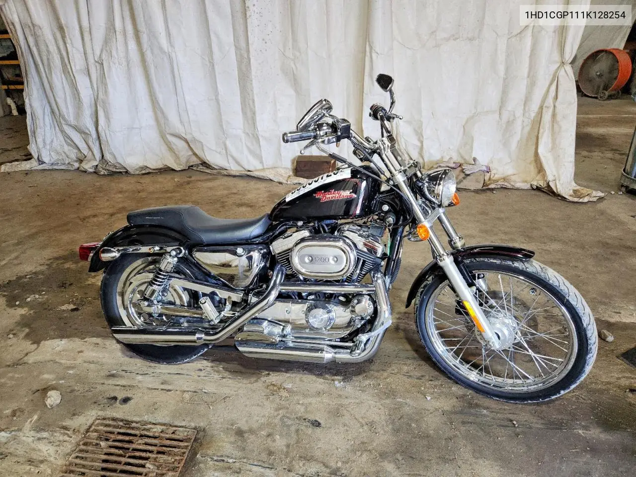 2001 Harley-Davidson Xl1200 C VIN: 1HD1CGP111K128254 Lot: 60555726