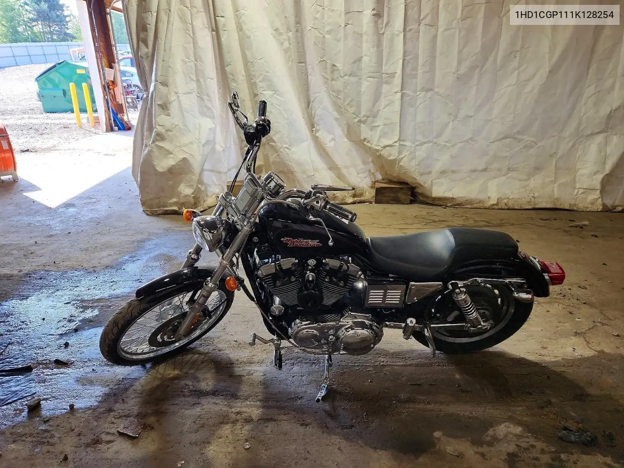 2001 Harley-Davidson Xl1200 C VIN: 1HD1CGP111K128254 Lot: 60555726