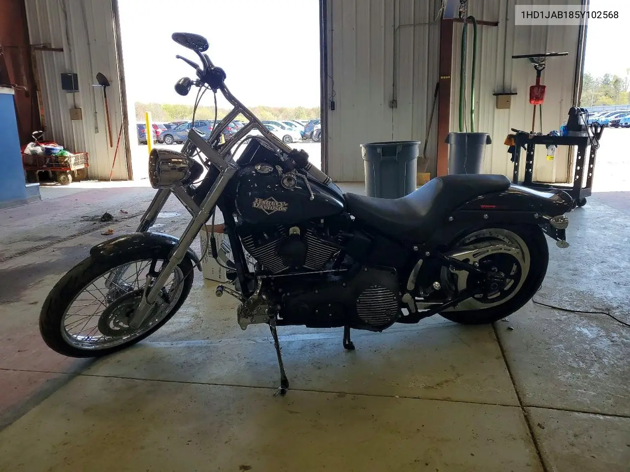 2005 Harley-Davidson Fxstbi VIN: 1HD1JAB185Y102568 Lot: 51866286