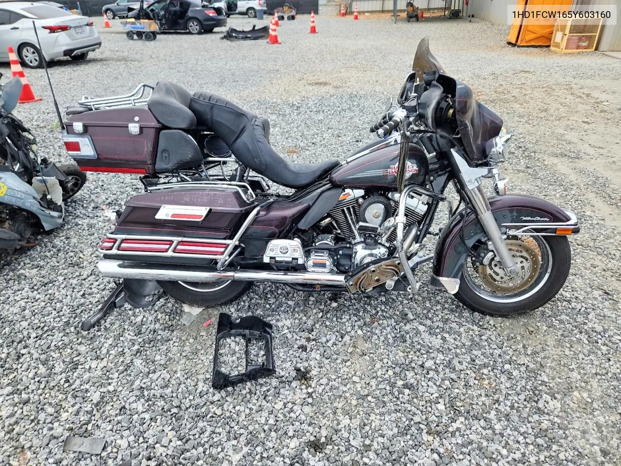 2005 Harley-Davidson Flhtcui VIN: 1HD1FCW165Y603160 Lot: 56942996