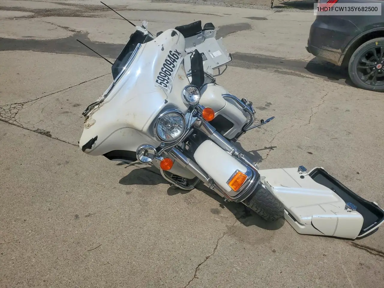 2005 Harley-Davidson Flhtcui VIN: 1HD1FCW135Y682500 Lot: 59960946