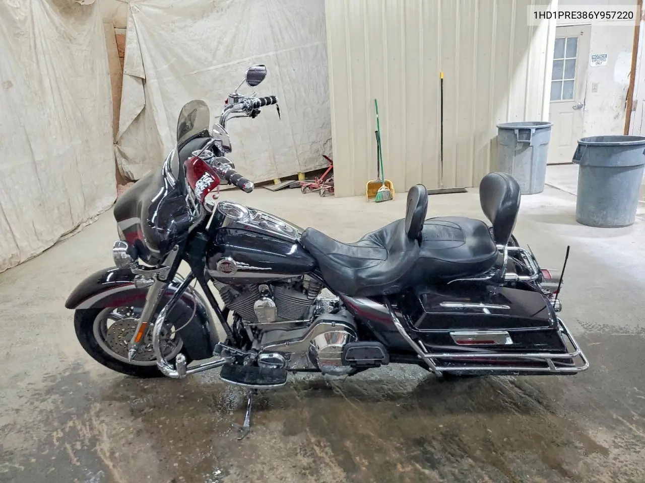 2006 Harley-Davidson Flhtcuse California VIN: 1HD1PRE386Y957220 Lot: 56036046