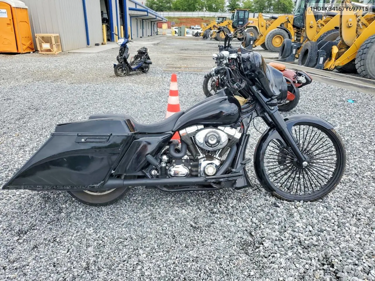 2007 Harley-Davidson Flhx VIN: 1HD1KB4167Y697715 Lot: 51319496