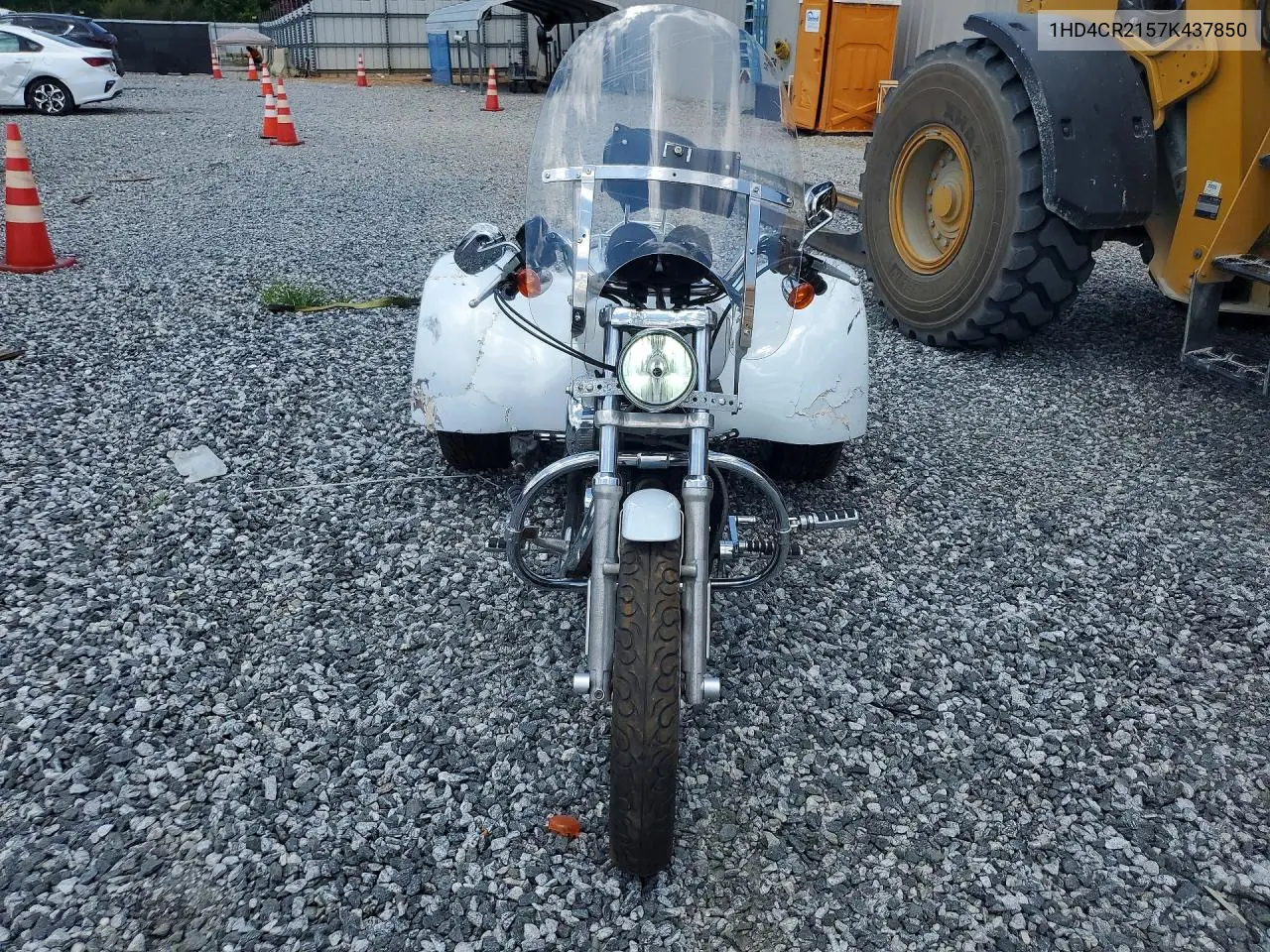 2007 Harley-Davidson Xl883 L VIN: 1HD4CR2157K437850 Lot: 59830476