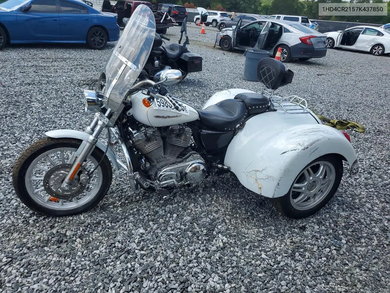2007 Harley-Davidson Xl883 L VIN: 1HD4CR2157K437850 Lot: 59830476
