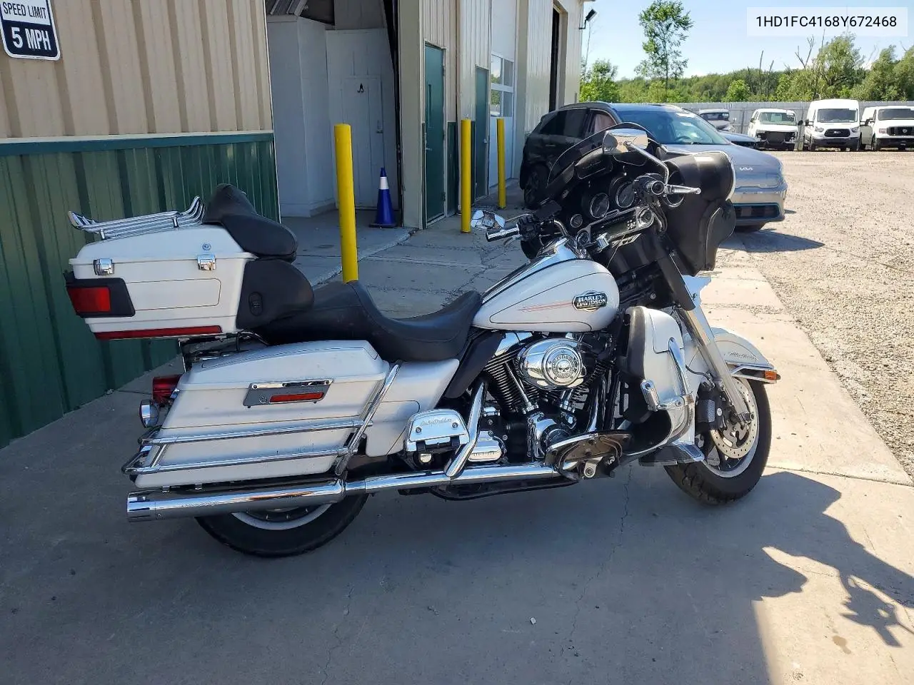 2008 Harley-Davidson Flhtcui VIN: 1HD1FC4168Y672468 Lot: 60420366