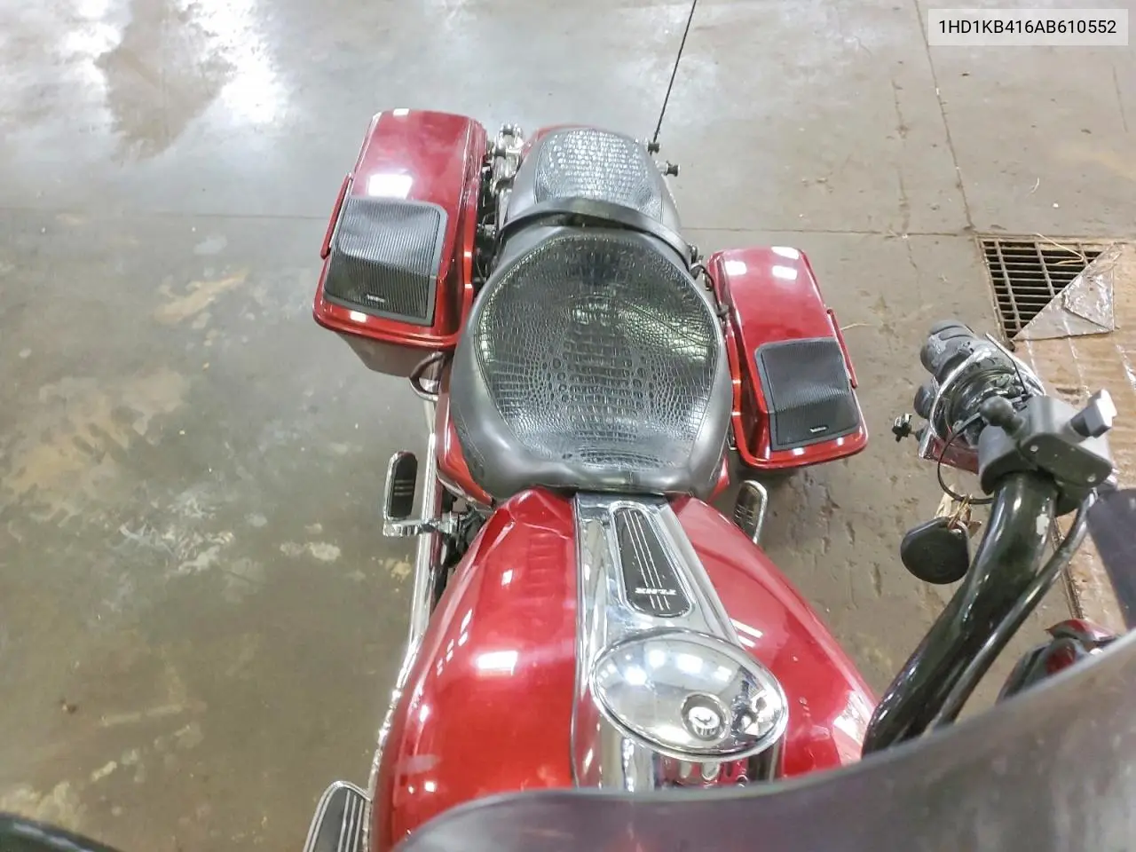2010 Harley-Davidson Flhx VIN: 1HD1KB416AB610552 Lot: 61947696