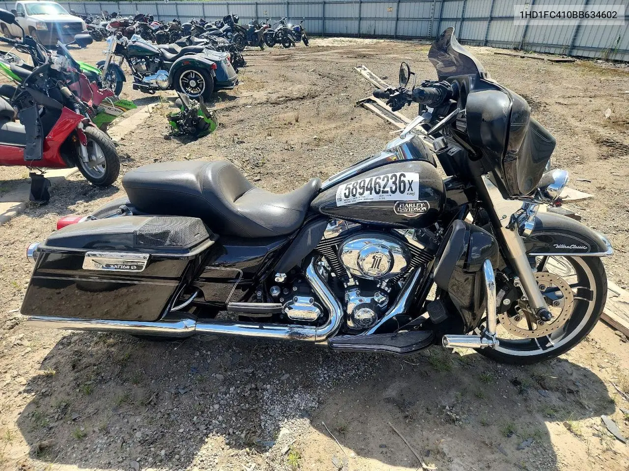 2011 Harley-Davidson Flhtcu VIN: 1HD1FC410BB634602 Lot: 58946236