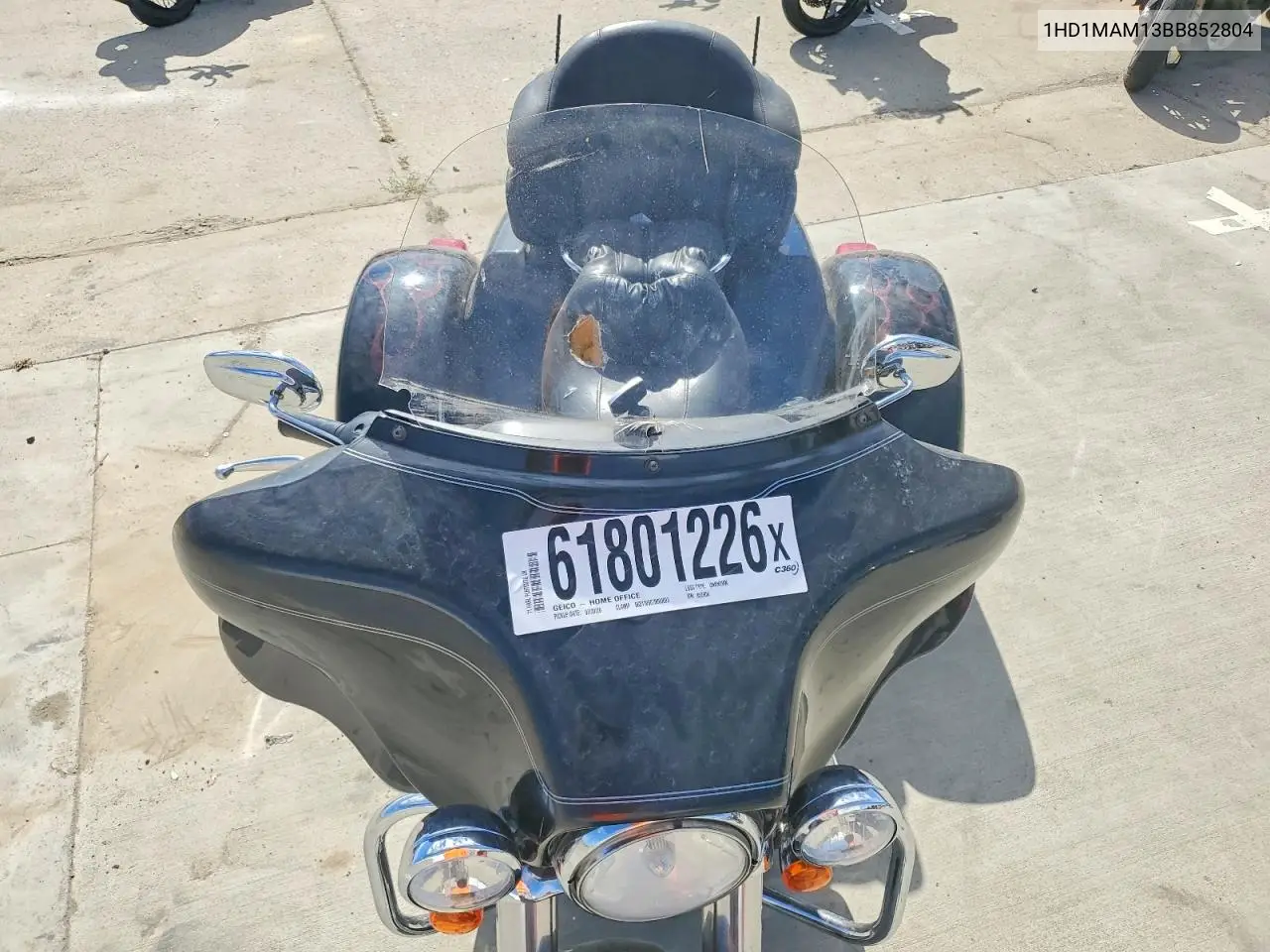 2011 Harley-Davidson Flhtcutg VIN: 1HD1MAM13BB852804 Lot: 61801226