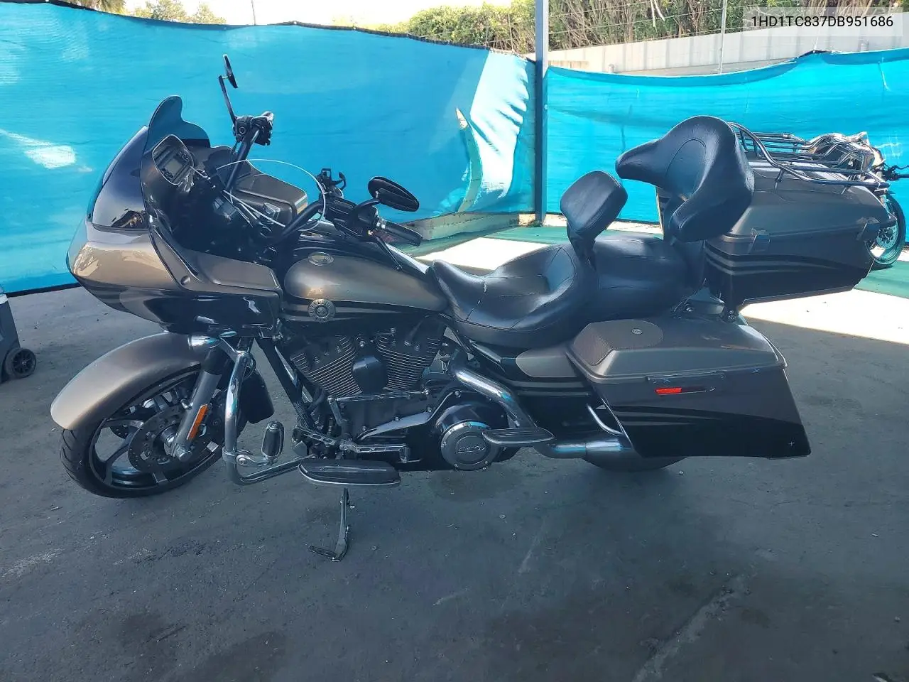 2013 Harley-Davidson Fltrxse Cvo Road Glide Custom VIN: 1HD1TC837DB951686 Lot: 57418746