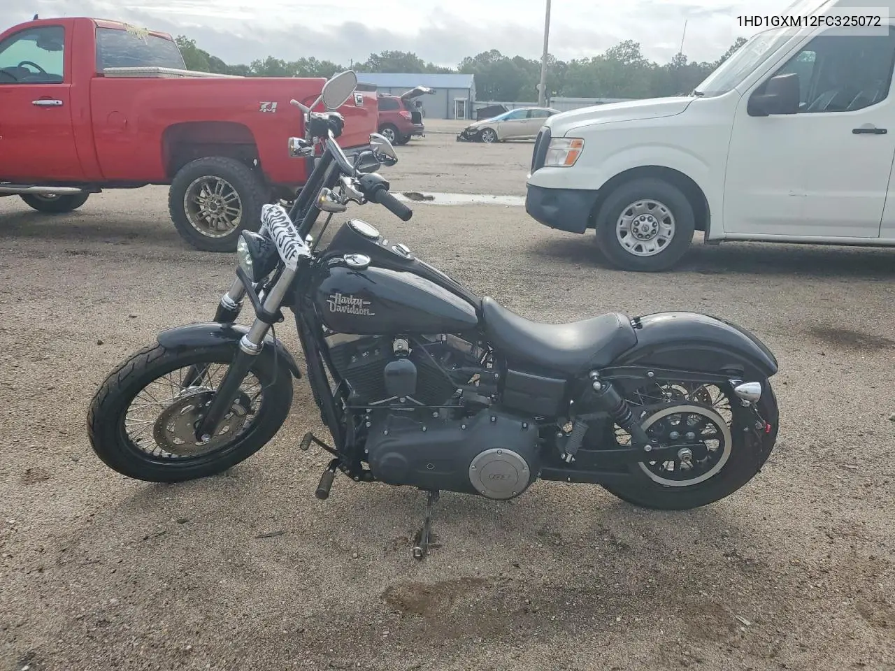 2015 Harley-Davidson Fxdb Dyna Street Bob VIN: 1HD1GXM12FC325072 Lot: 53027316