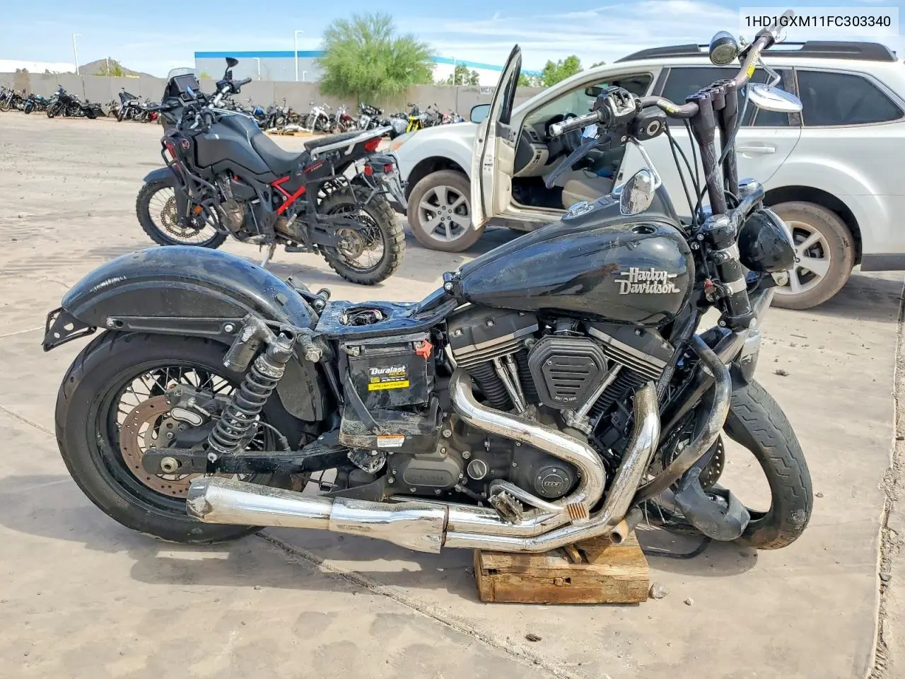 2015 Harley-Davidson Fxdb Dyna Street Bob VIN: 1HD1GXM11FC303340 Lot: 56681966