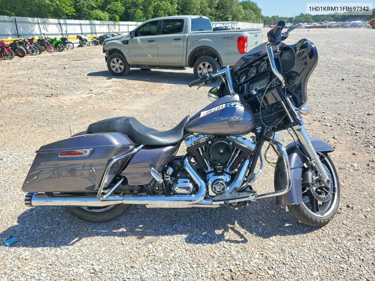 2015 Harley-Davidson Flhxs Street Glide Special VIN: 1HD1KRM11FB697342 Lot: 57410746
