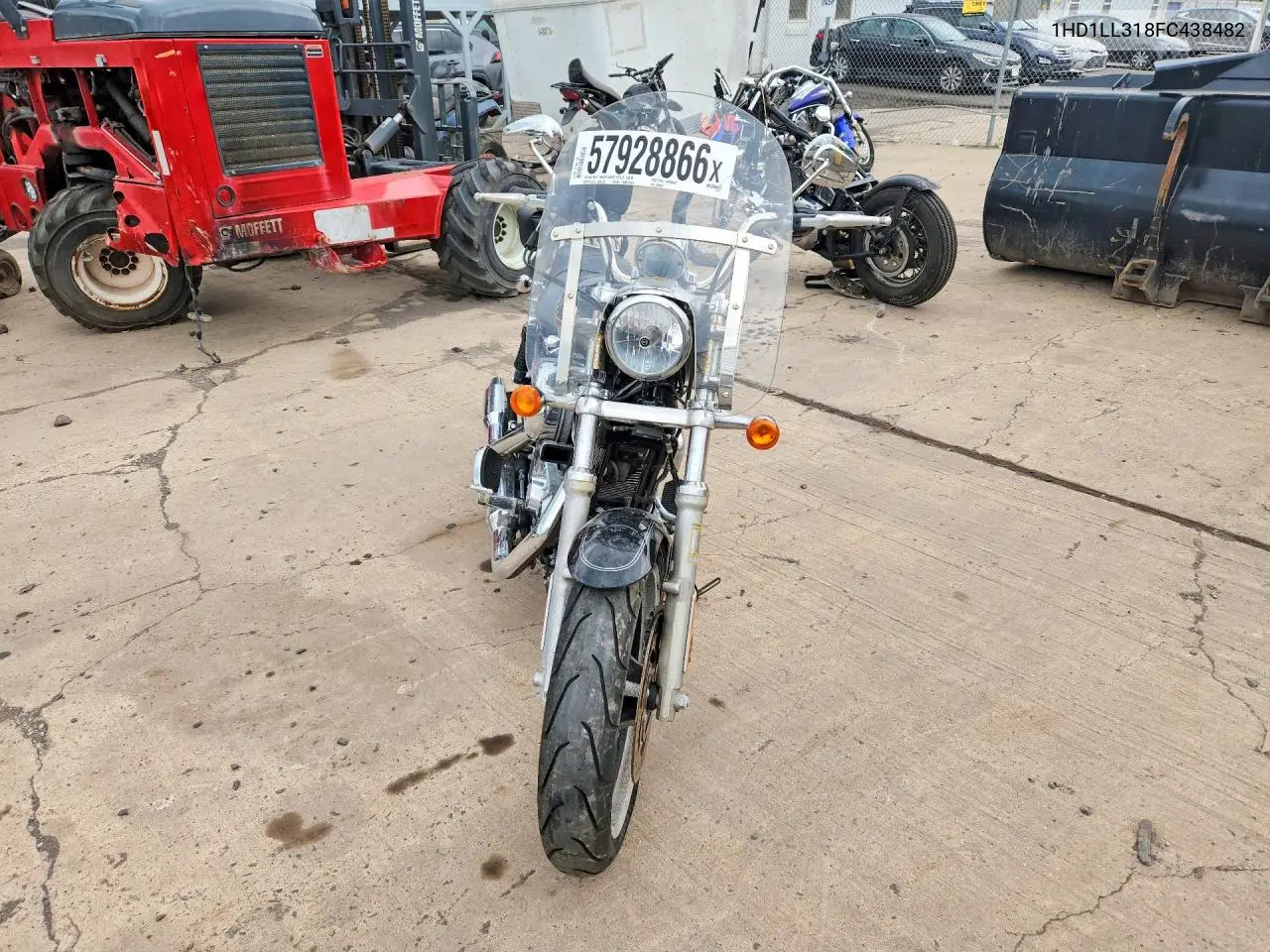2015 Harley-Davidson Xl1200 T VIN: 1HD1LL318FC438482 Lot: 57928866