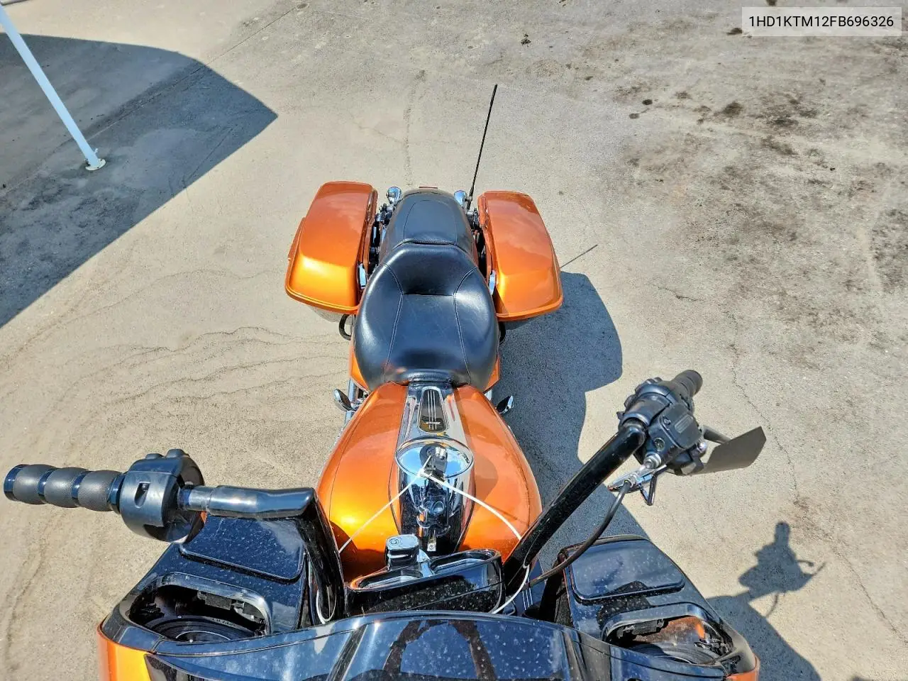 2015 Harley-Davidson Fltrxs Road Glide Special VIN: 1HD1KTM12FB696326 Lot: 61513806
