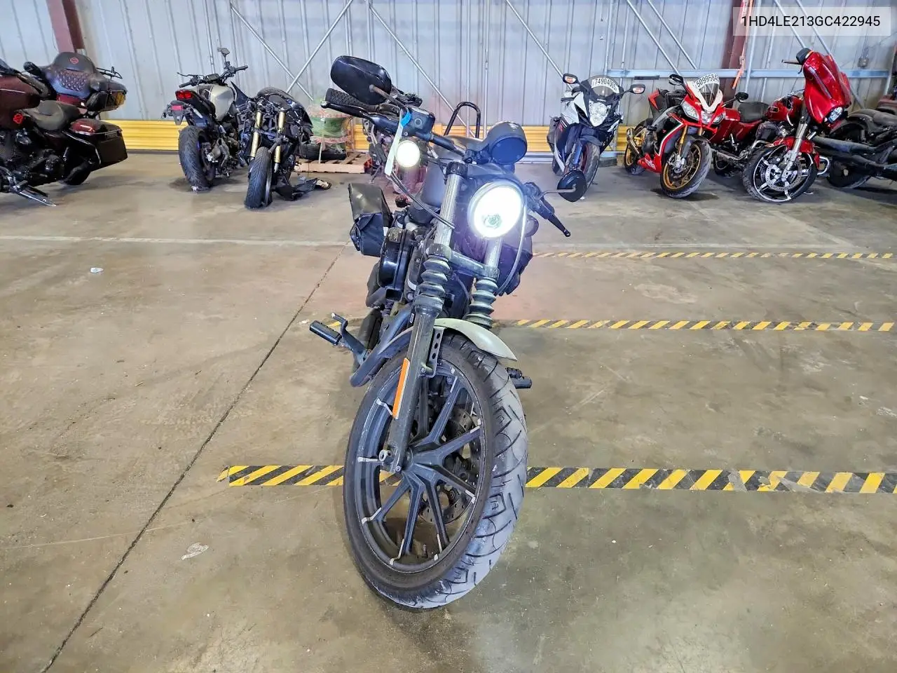 2016 Harley-Davidson Xl883 Iron 883 VIN: 1HD4LE213GC422945 Lot: 52512446