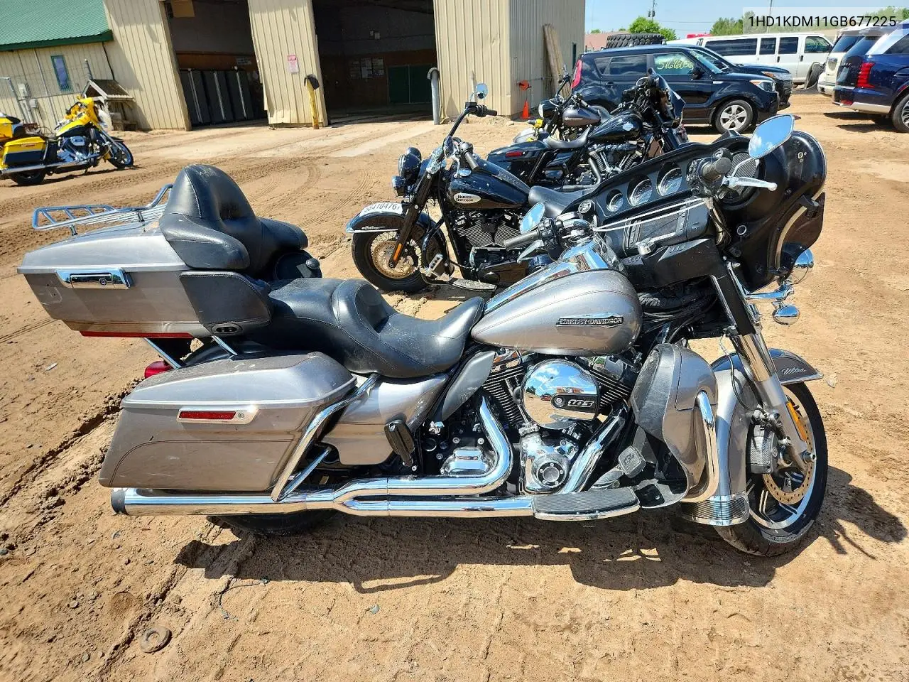 2016 Harley-Davidson Flhtcul Ultra Classic Low VIN: 1HD1KDM11GB677225 Lot: 58411026