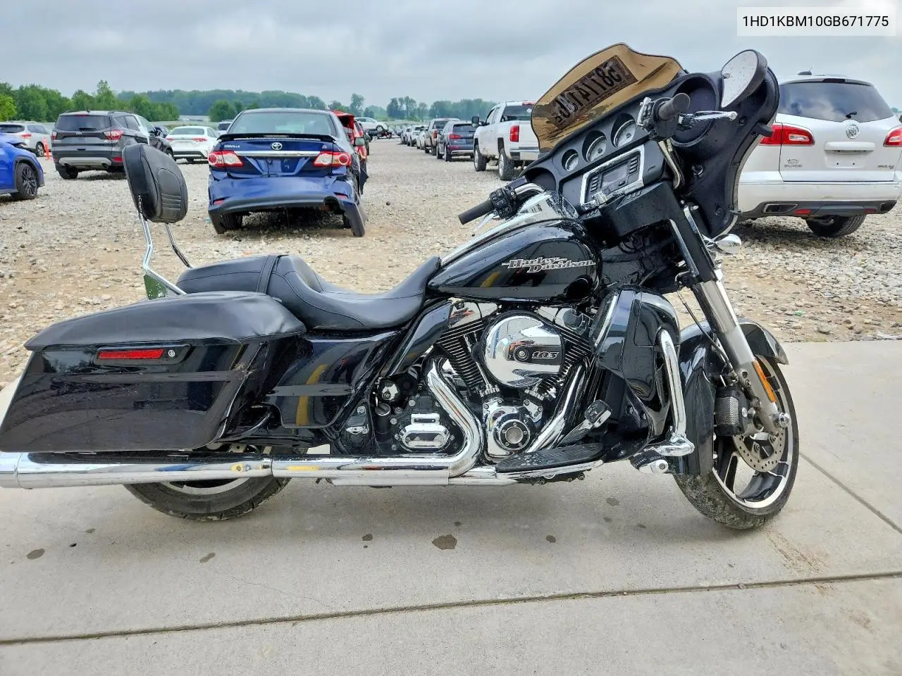 2016 Harley-Davidson Flhx Street Glide VIN: 1HD1KBM10GB671775 Lot: 58774136