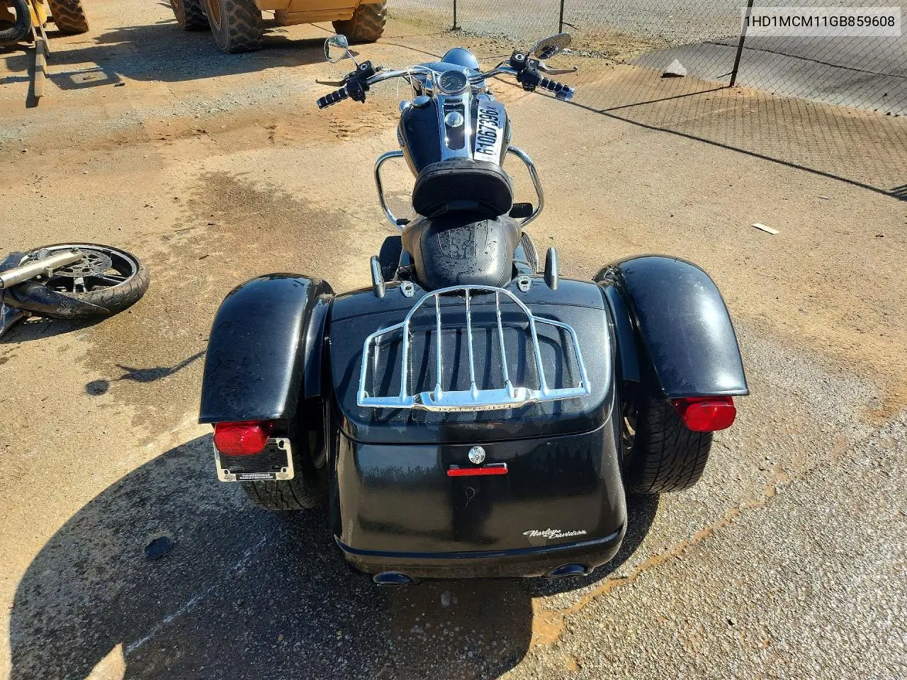 2016 Harley-Davidson Flrt Free Wheeler VIN: 1HD1MCM11GB859608 Lot: 61067396