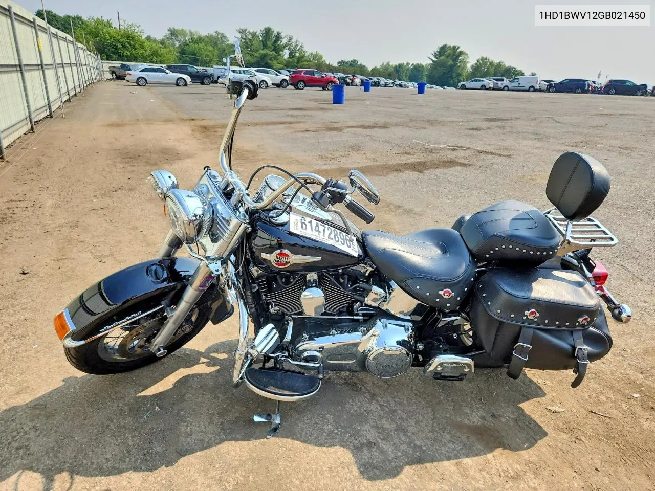 2016 Harley-Davidson Flstc Heritage Softail Classic VIN: 1HD1BWV12GB021450 Lot: 61472896