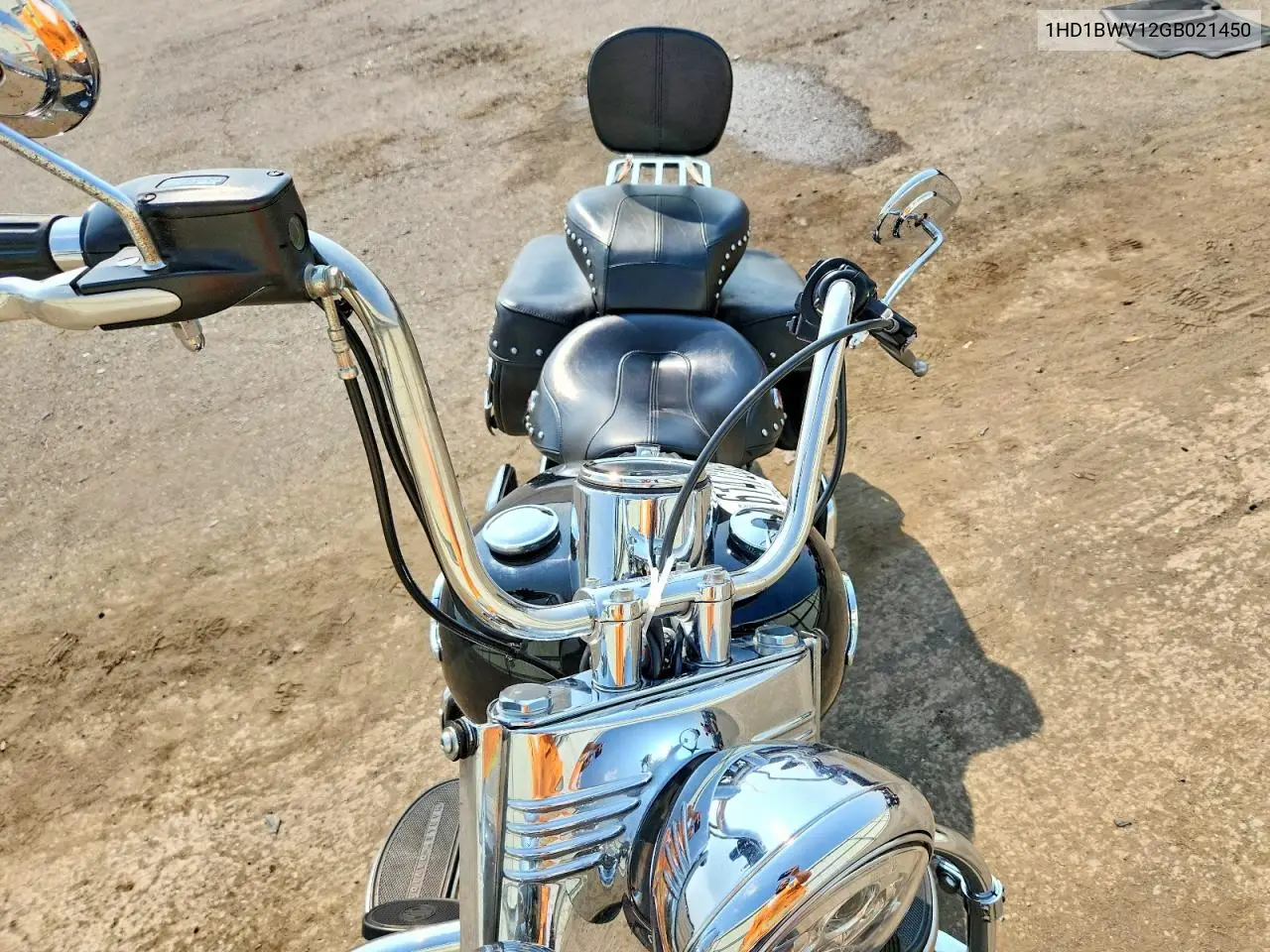 2016 Harley-Davidson Flstc Heritage Softail Classic VIN: 1HD1BWV12GB021450 Lot: 61472896