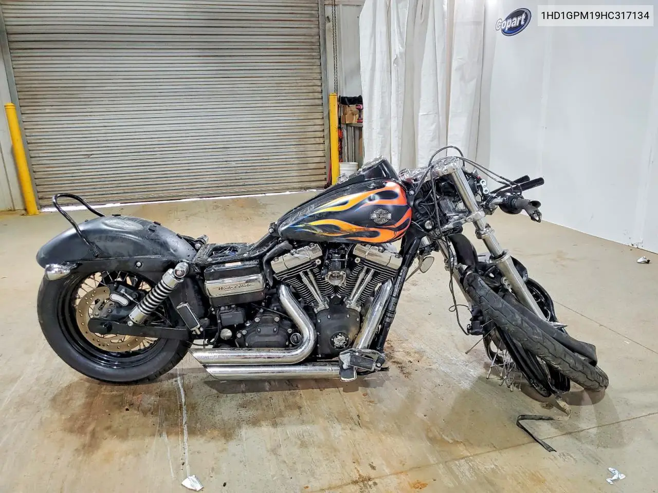 2017 Harley-Davidson Fxdwg Dyna Wide Glide VIN: 1HD1GPM19HC317134 Lot: 49331146
