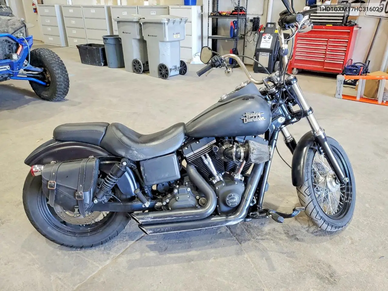 2017 Harley-Davidson Fxdb Dyna Street Bob VIN: 1HD1GXM17HC316029 Lot: 52169516