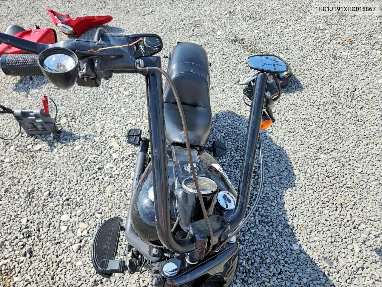 2017 Harley-Davidson Flstfbs VIN: 1HD1JT91XHC018867 Lot: 56943976