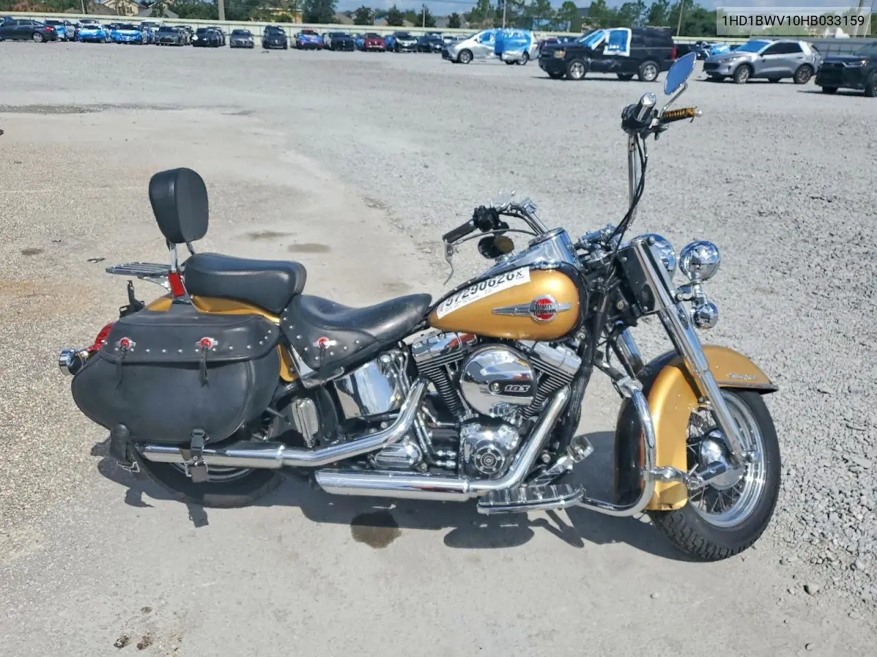 2017 Harley-Davidson Flstc Heritage Softail Classic VIN: 1HD1BWV10HB033159 Lot: 57290626