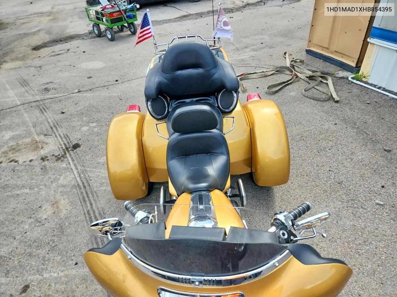 2017 Harley-Davidson Flhtcutg Tri Glide Ultra VIN: 1HD1MAD1XHB854395 Lot: 60593616