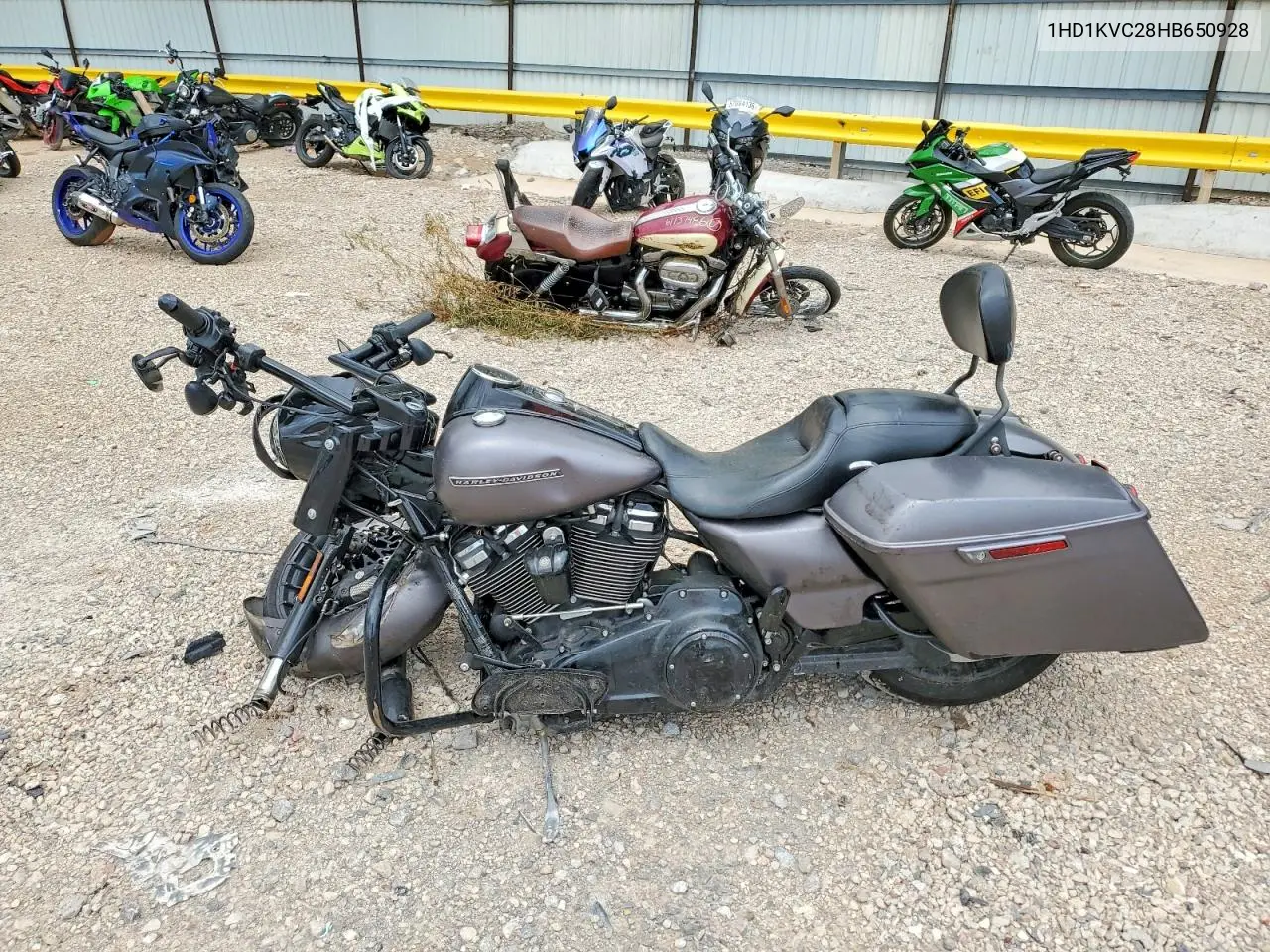 2017 Harley-Davidson Flhrxs VIN: 1HD1KVC28HB650928 Lot: 61417106