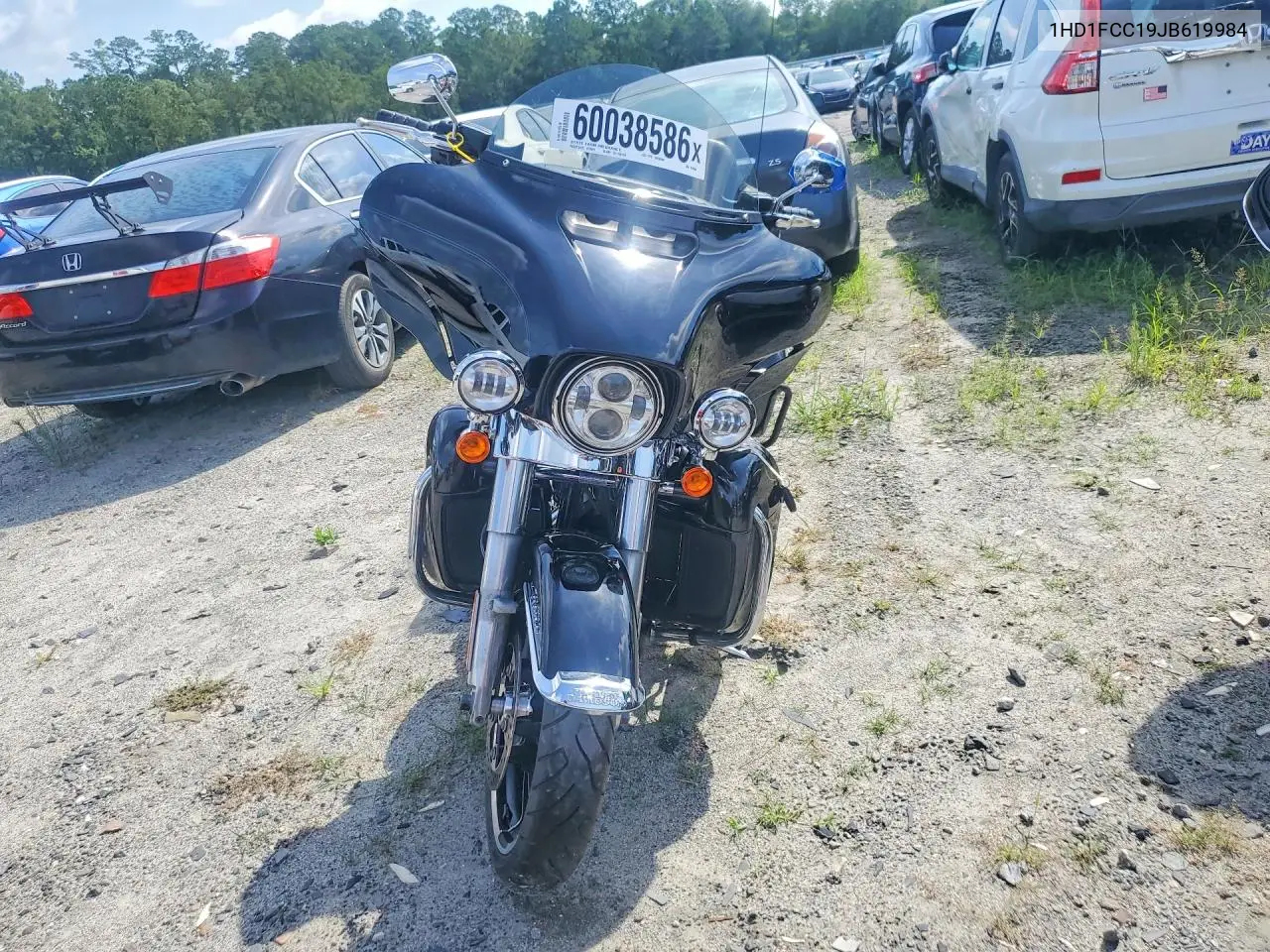 2018 Harley-Davidson Flhtcu Ultra Classic Electra Glide VIN: 1HD1FCC19JB619984 Lot: 60038586