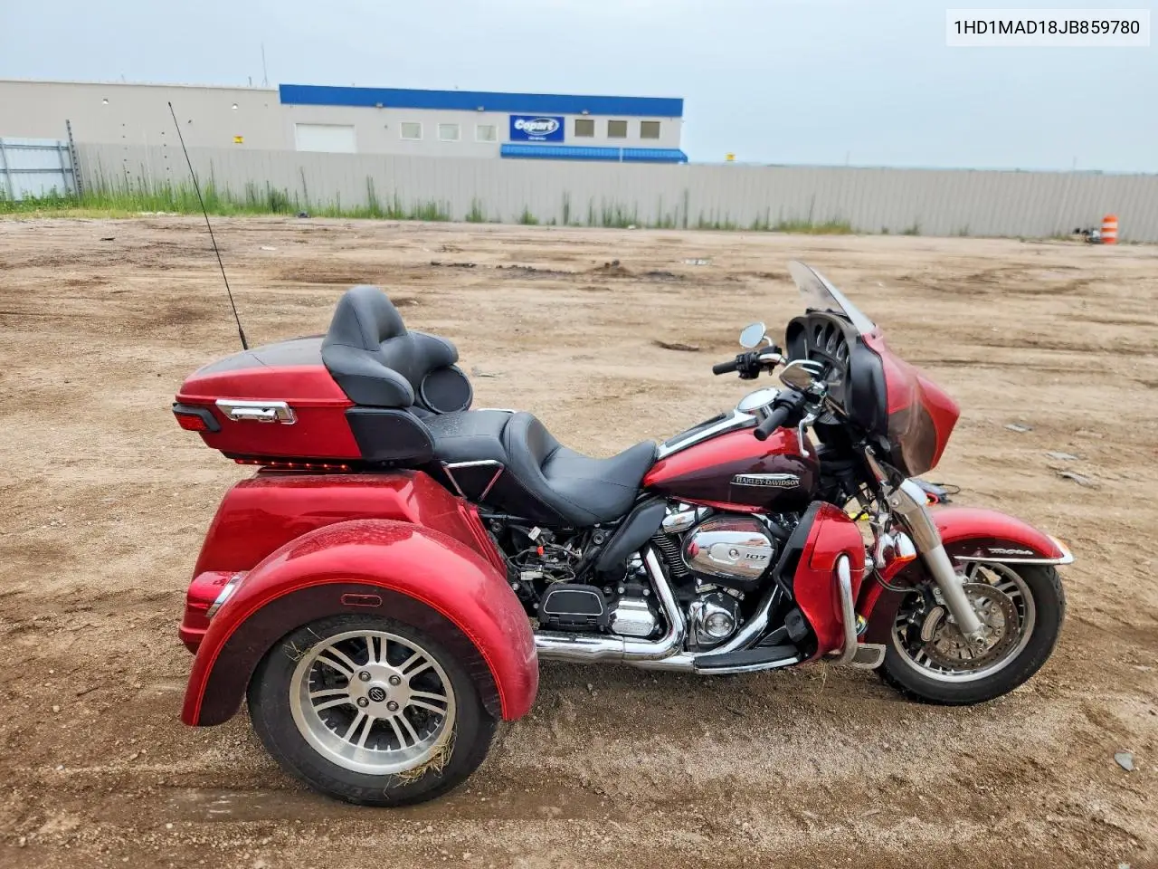 2018 Harley-Davidson Flhtcutg Tri Glide Ultra VIN: 1HD1MAD18JB859780 Lot: 61403486