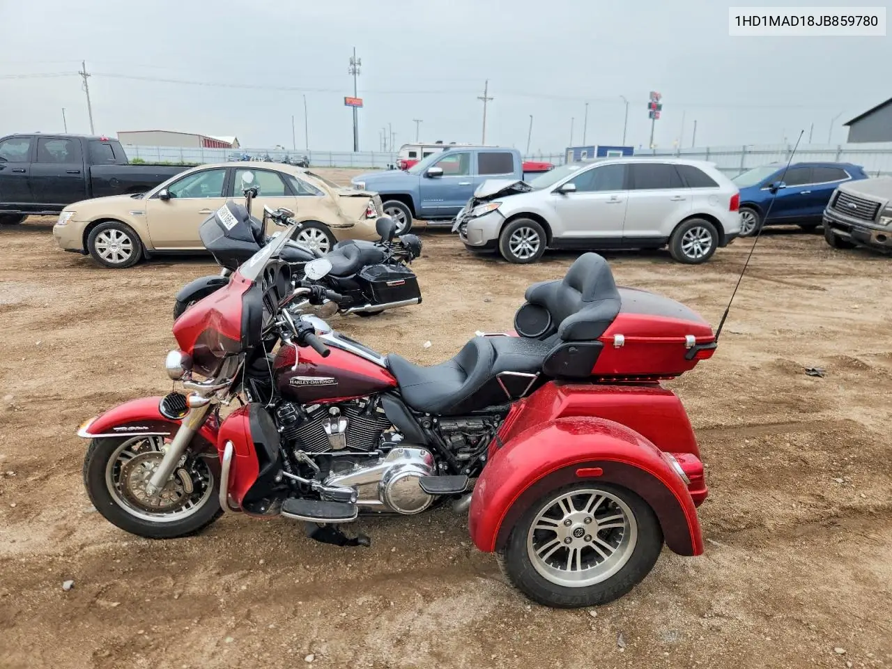 2018 Harley-Davidson Flhtcutg Tri Glide Ultra VIN: 1HD1MAD18JB859780 Lot: 61403486