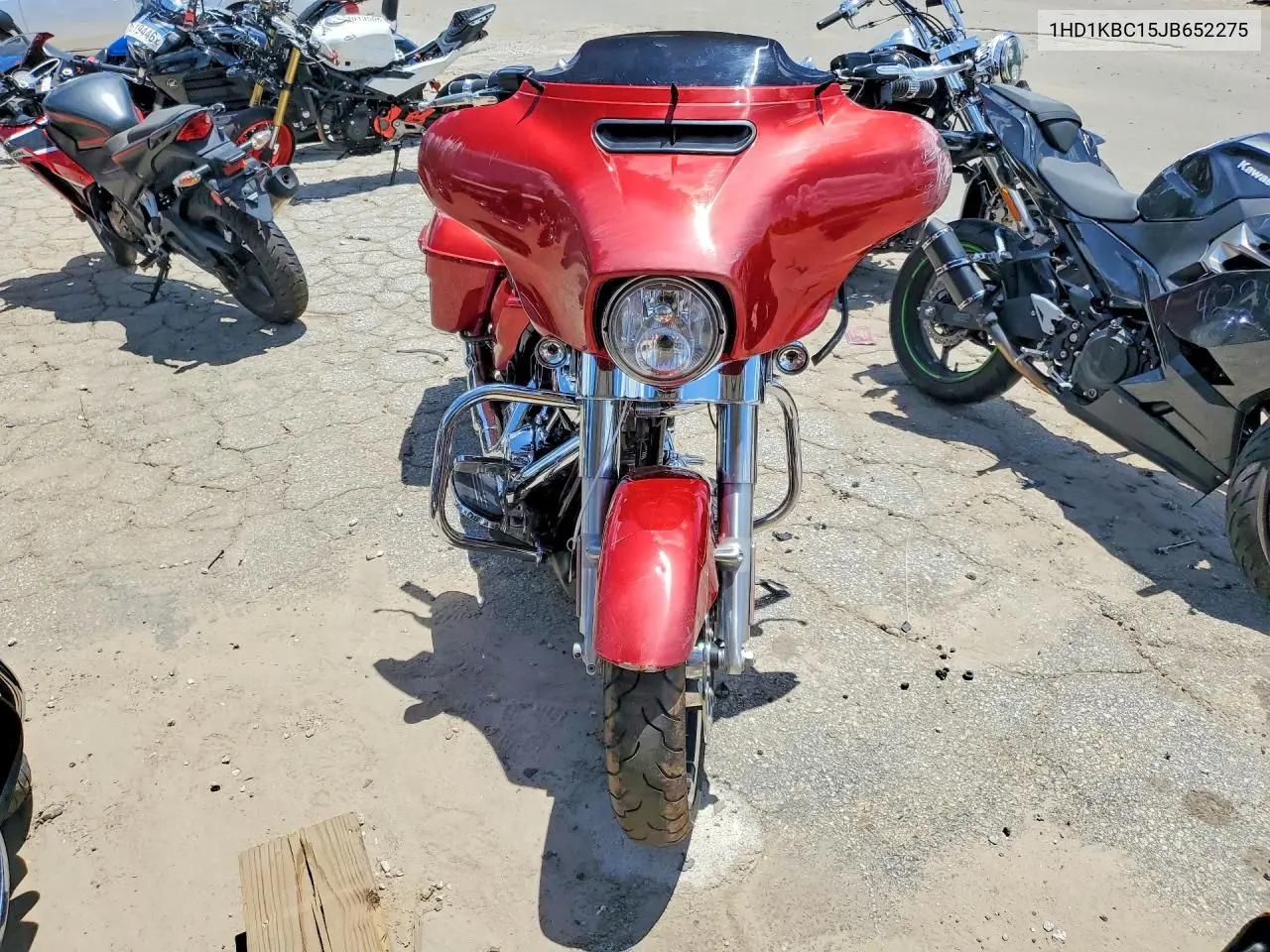 2018 Harley-Davidson Flhx Street Glide VIN: 1HD1KBC15JB652275 Lot: 61608006
