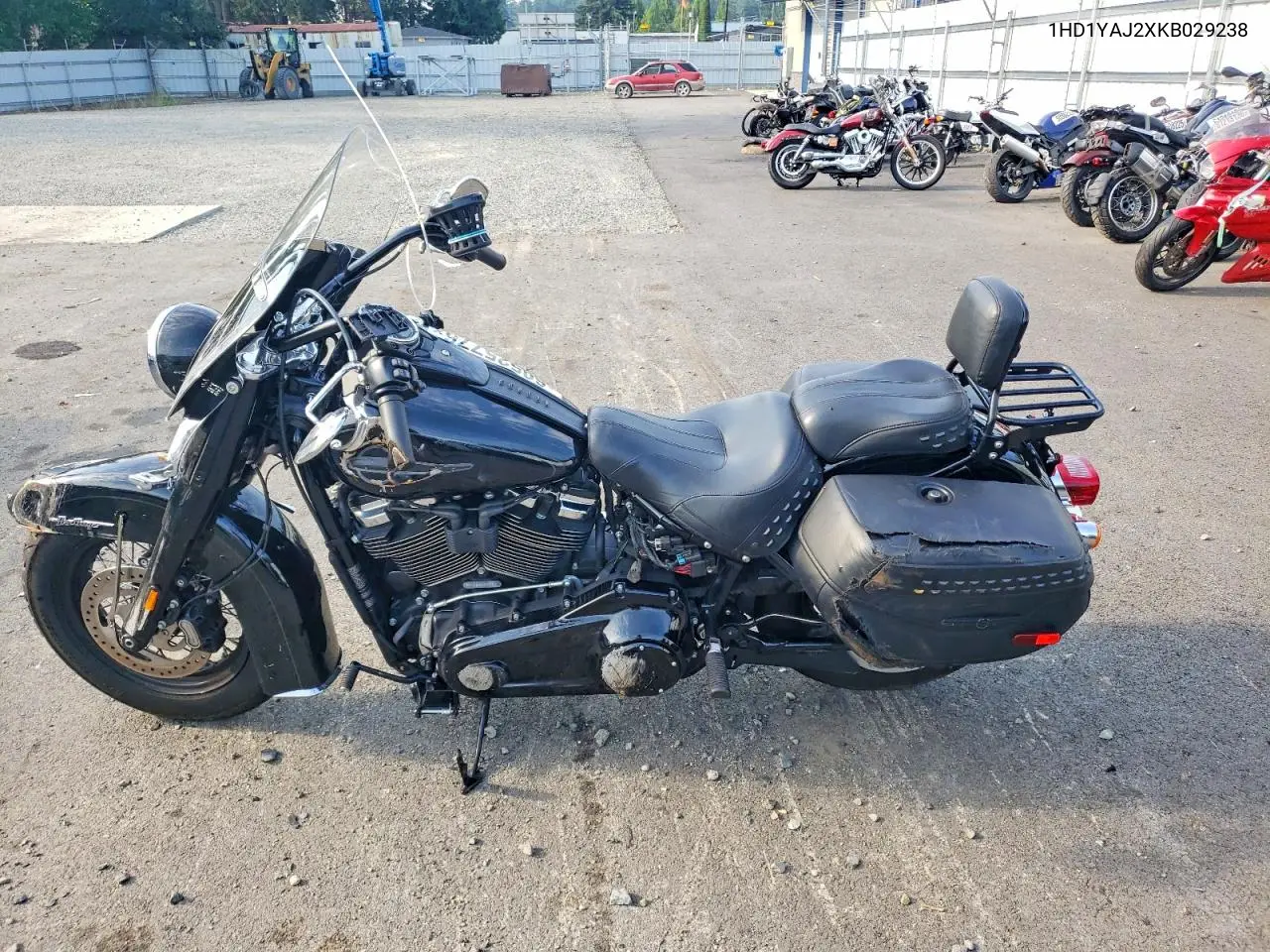 2019 Harley-Davidson Flhc VIN: 1HD1YAJ2XKB029238 Lot: 60525776