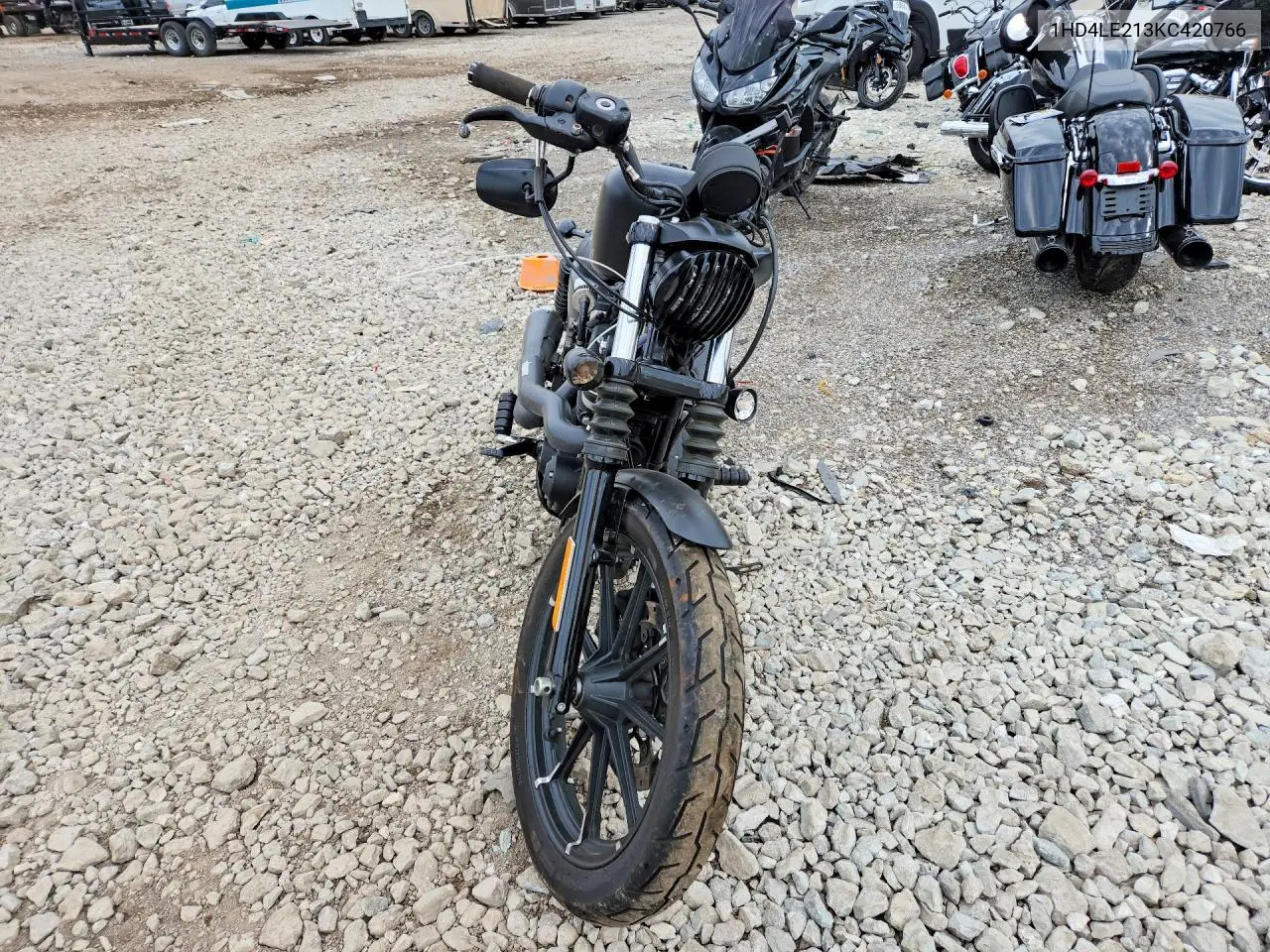 2019 Harley-Davidson Xl883 N VIN: 1HD4LE213KC420766 Lot: 60879406