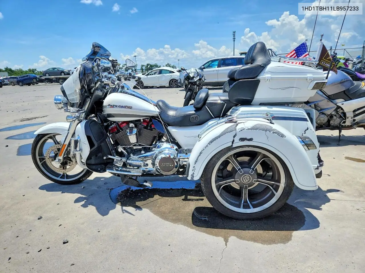 2020 Harley Davidson Flhtcutgse VIN: 1HD1TBH11LB957233 Lot: 55298086
