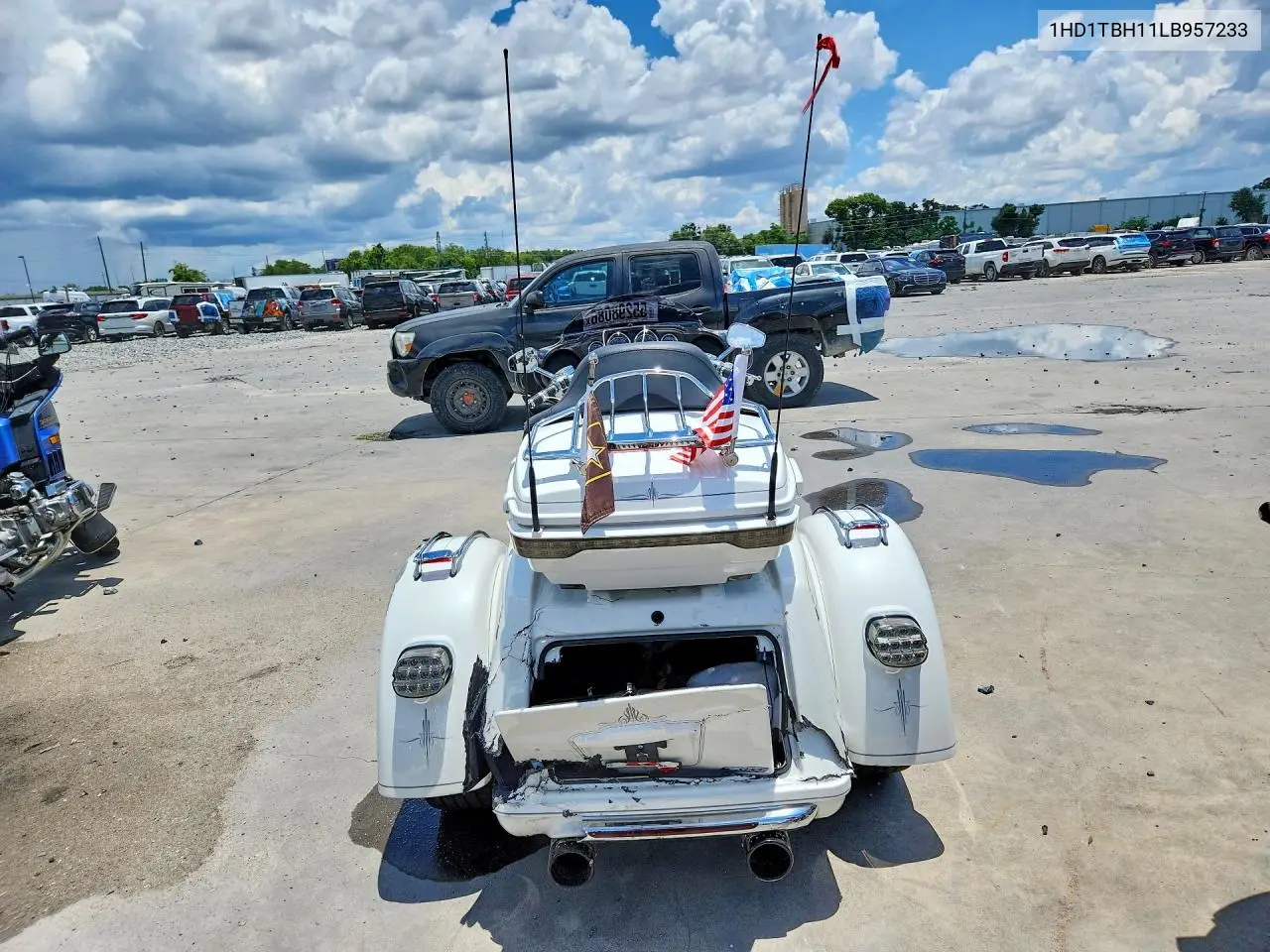 2020 Harley Davidson Flhtcutgse VIN: 1HD1TBH11LB957233 Lot: 55298086