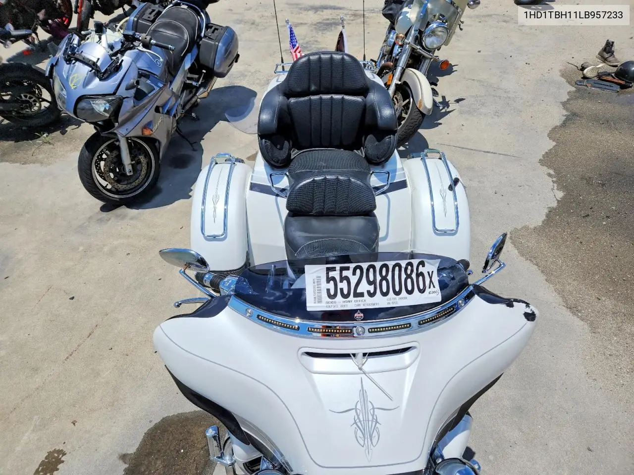 2020 Harley Davidson Flhtcutgse VIN: 1HD1TBH11LB957233 Lot: 55298086