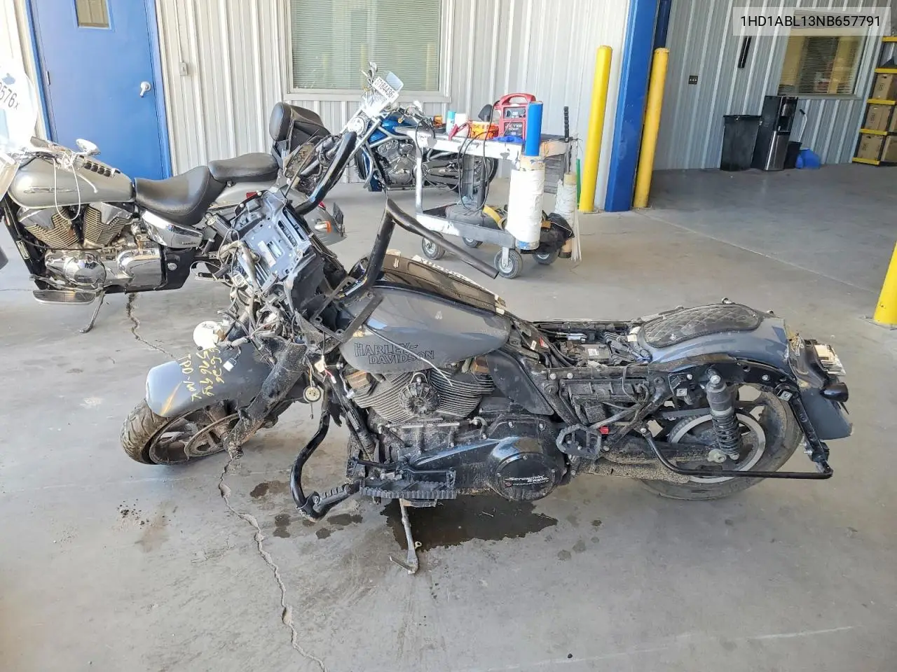 2022 Harley-Davidson Flhxst VIN: 1HD1ABL13NB657791 Lot: 58248856