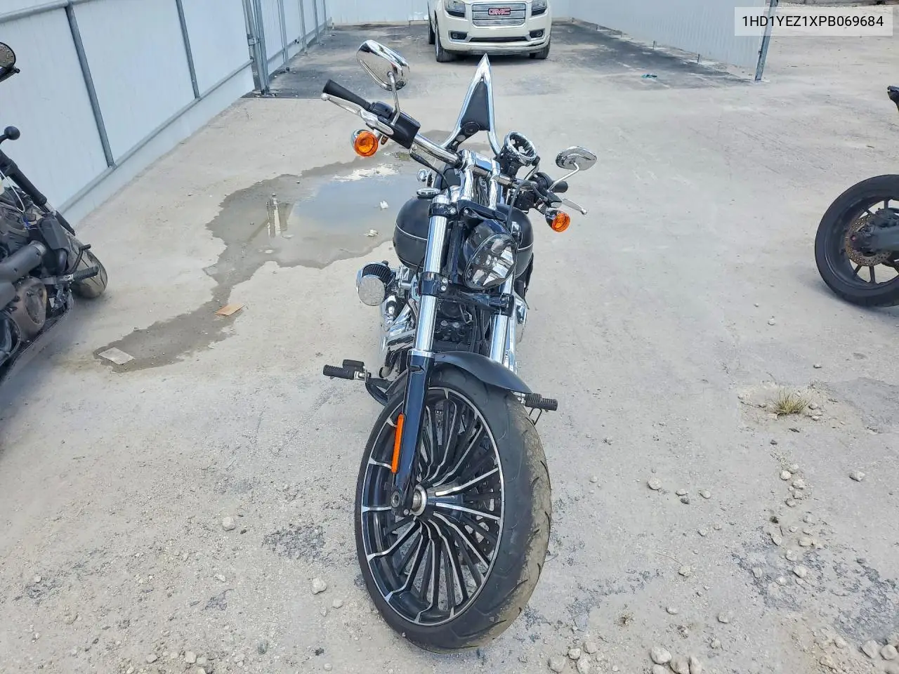 2023 Harley-Davidson Fxbr VIN: 1HD1YEZ1XPB069684 Lot: 53213466