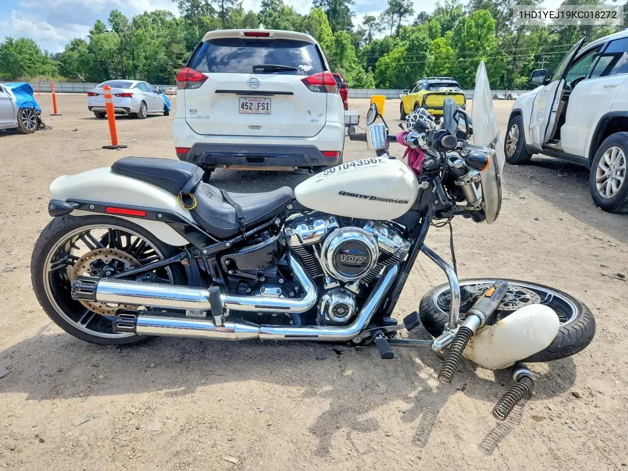2019 Harley-Davidson Fxbr VIN: 1HD1YEJ19KC018272 Lot: 50104356