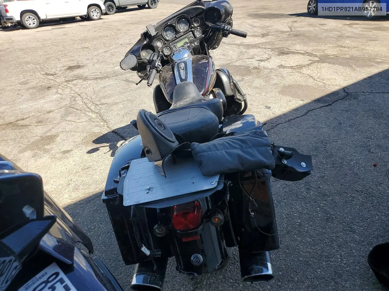 2010 Harley-Davidson Flhtcuse5 Blk VIN: 1HD1PR821AB957784 Lot: 60832766
