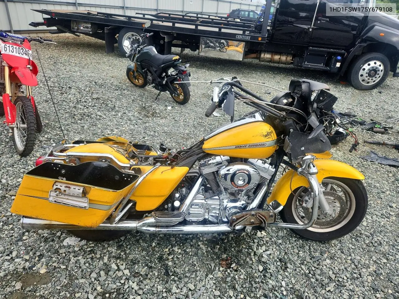2005 Harley-Davidson Fltri VIN: 1HD1FSW175Y679108 Lot: 61507446