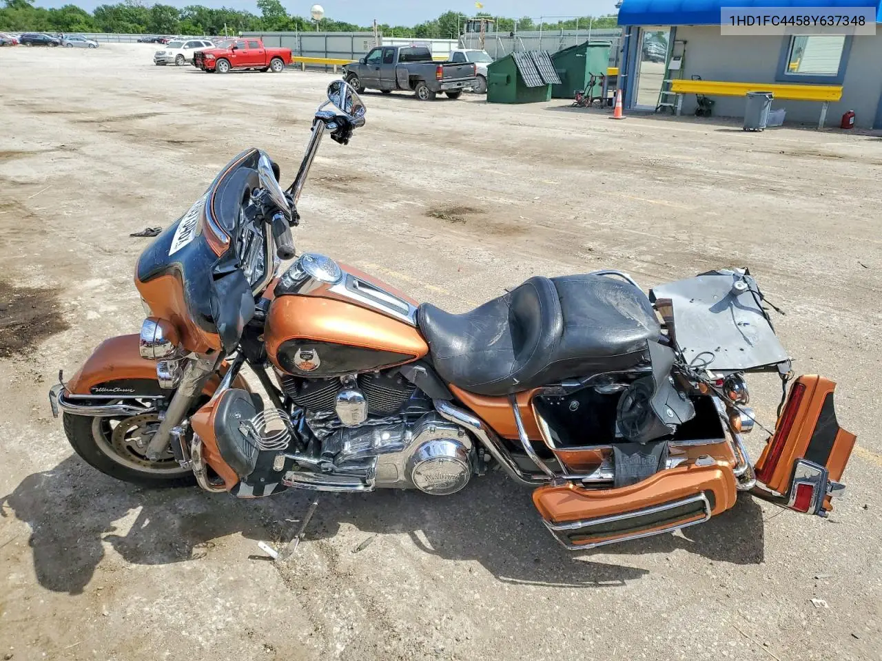 2008 Harley-Davidson Flhtcui 105Th Anniversary Edition VIN: 1HD1FC4458Y637348 Lot: 51891346