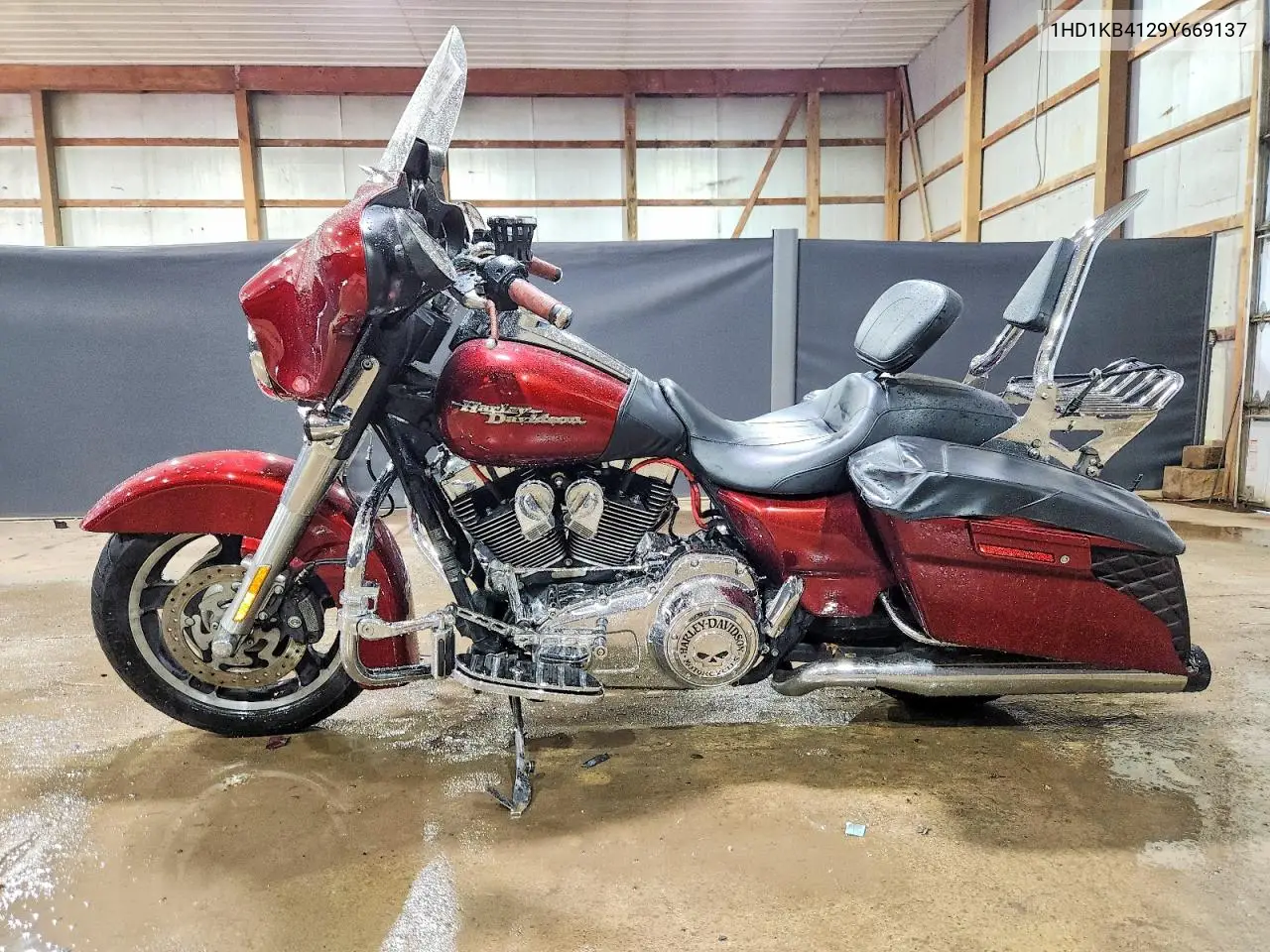 2009 Harley-Davidson Flhx VIN: 1HD1KB4129Y669137 Lot: 59595896